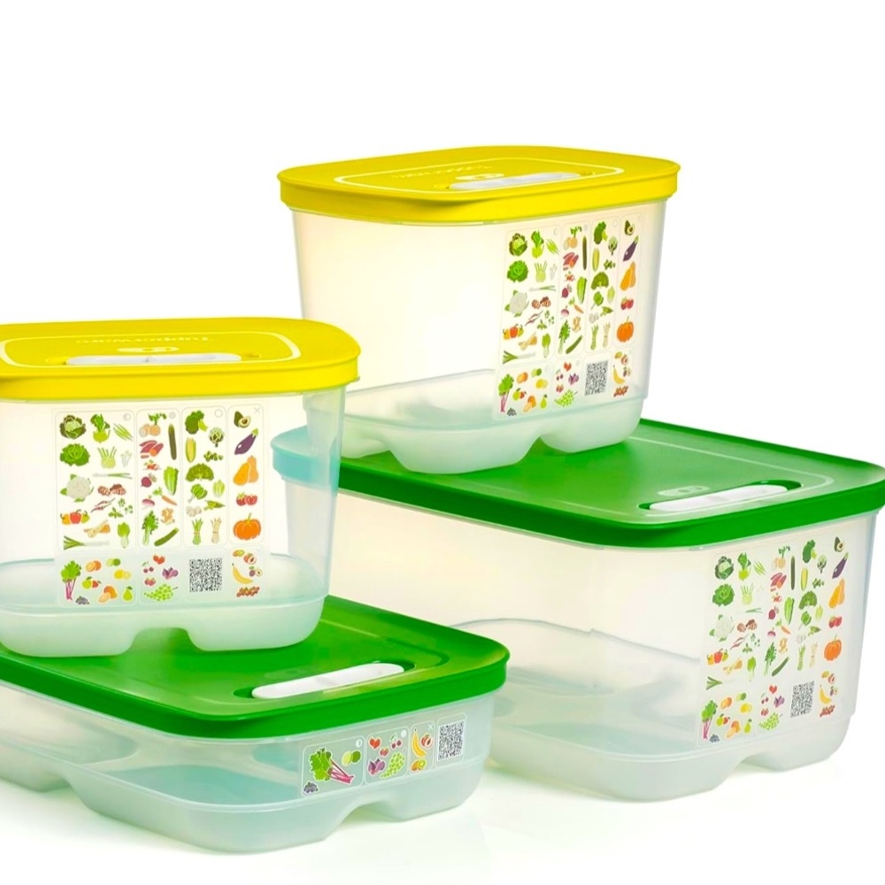 Fridgesmart Tupperware Veggie Keeper Design 4 piece set with vent top lids NEW